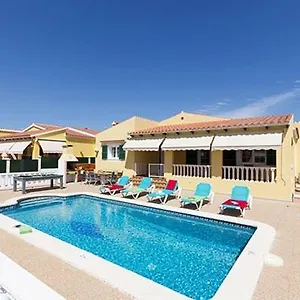  Holiday home Vistamar